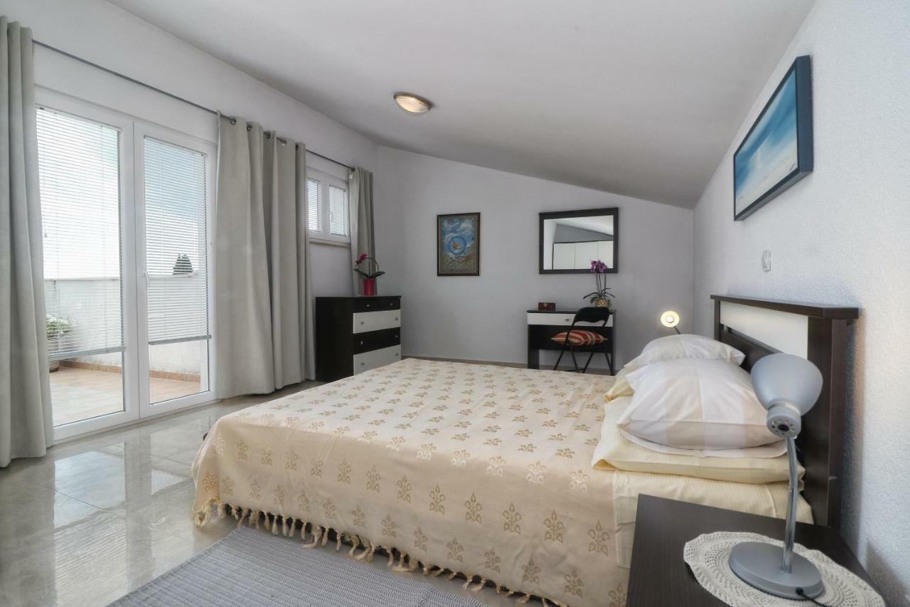 Apartments Link Rovinj Eksteriør billede